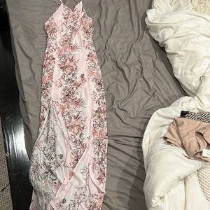 Sadie & Sage pink maxi dress small